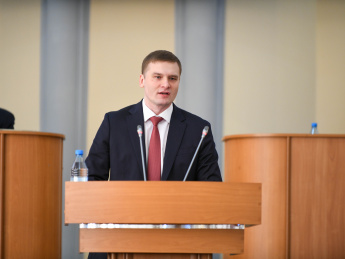 Валентин Коновалов: Депутаты проявили неуважение к жителям Хакасии и сами отрубили себе руку